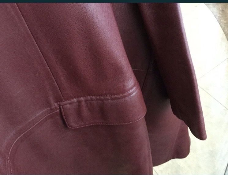 Пальто ,кожа.