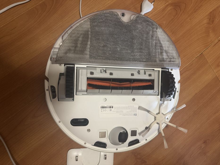 Робот пилесос Mi Robot Vacuum-Mop 2