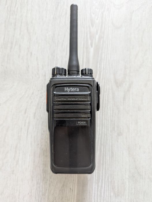 Radio Hytera PD505