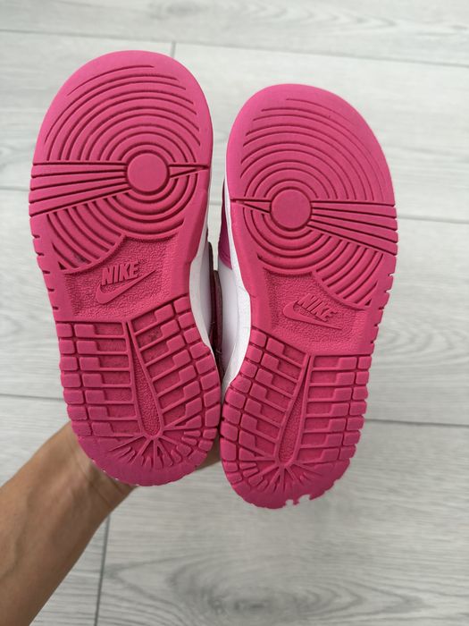 Кросівки Nike розмір 26-27