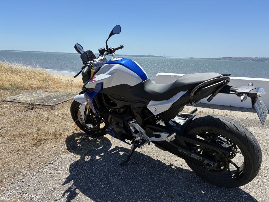 BMW  F900r como nova c/garantia