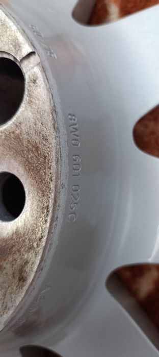 Felgi aluminiowe Audi 17" A6 A4 A3