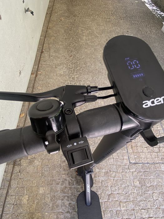 Trotinete eletrico acer