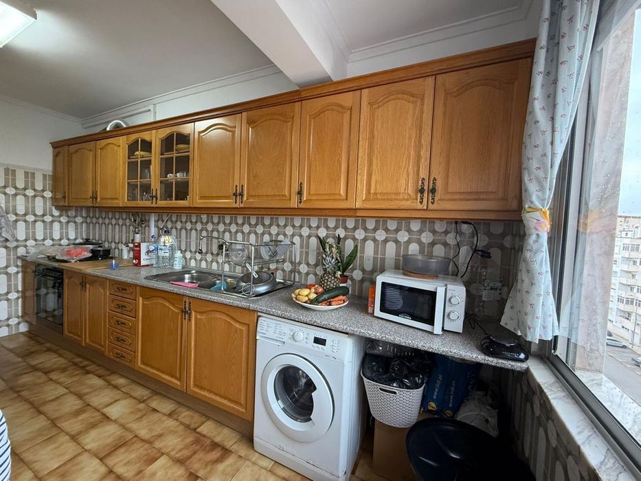 Quarto para casal em Laranjeiro