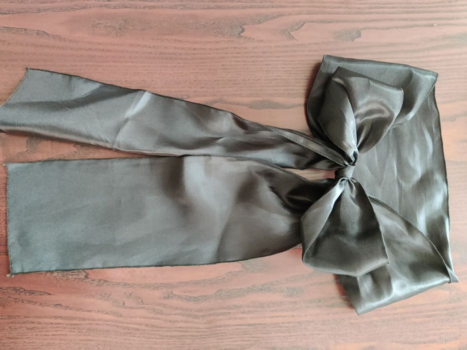 Kokarda na krzesło czarna