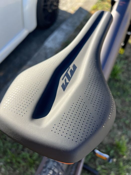 KTM Macina Race 592 (Tam. 48/L) – Como Nova (37km) + Garantia e Extras