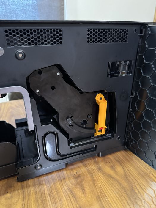 Кофемашина Miele CM6300