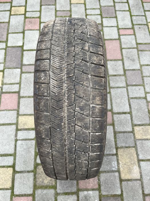 Bridgestone BLIZZAK Revo GZ