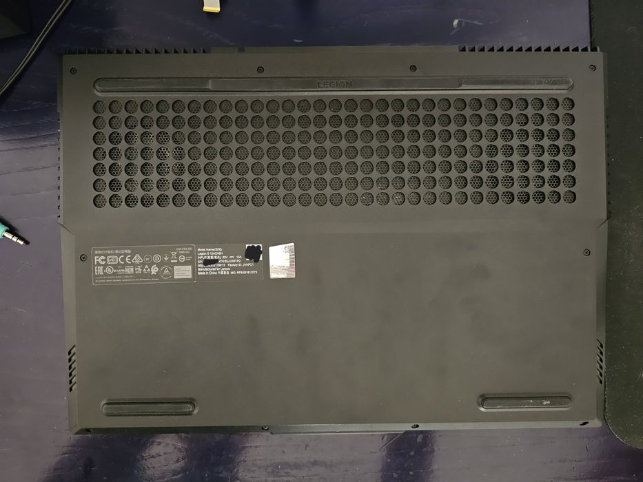 Portátil Gaming Lenovo Legion 5 15ACH6H