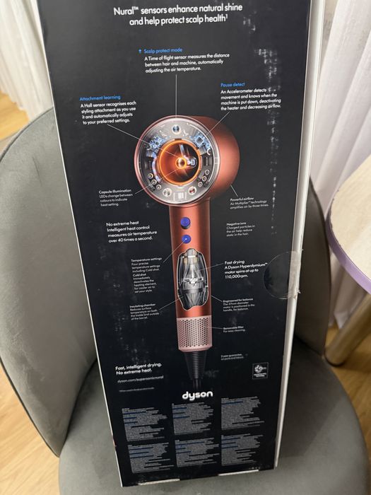 Фен Dyson HD16 Supersonic Nural Amber Silk/Pink Champagne Рожеве шампанське
