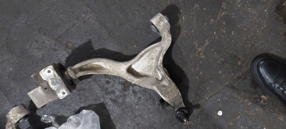 Ричачи нижні лередні під відновлення