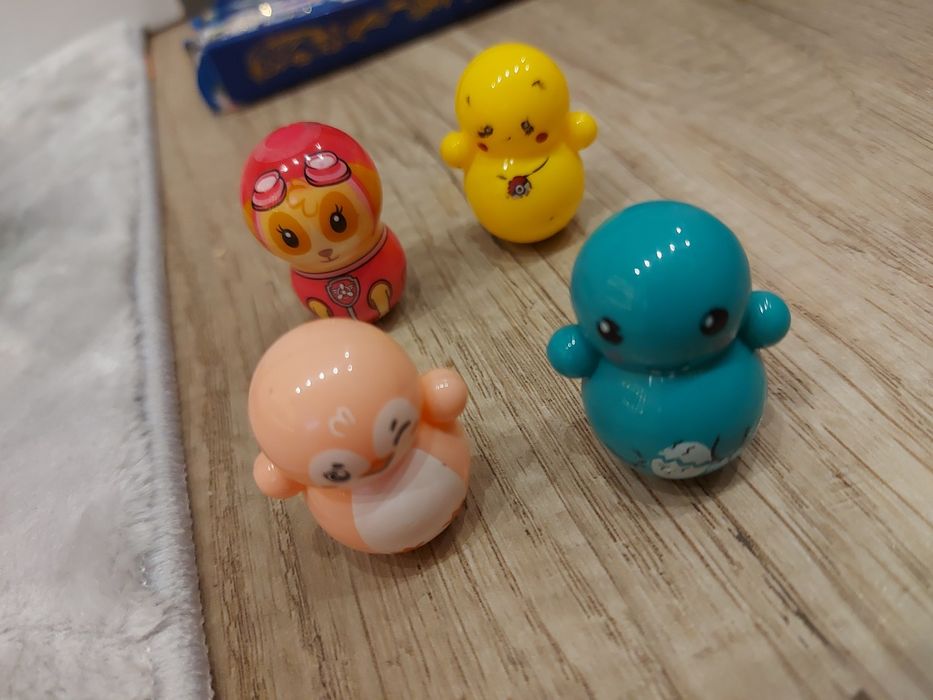 Figurki bujające się