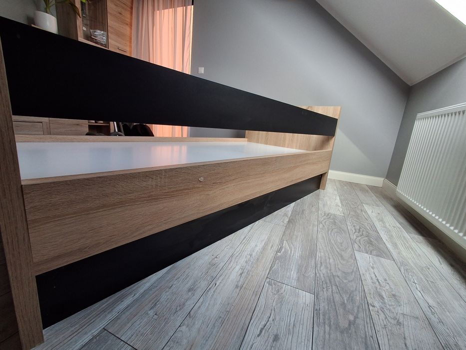 Łóżko 90x200 - solidne