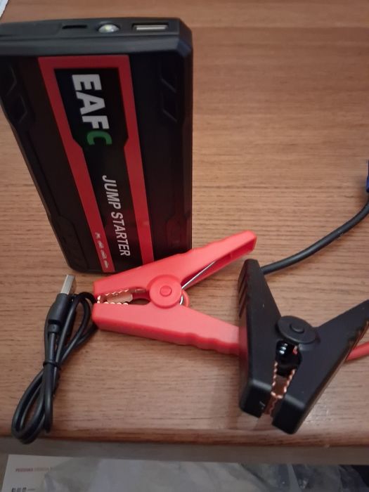 Arrancador auto carregamento usb