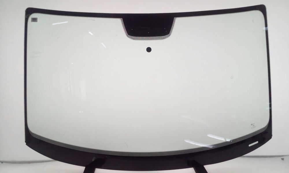 Szyba samochodowa przednia czołowa używana VW VOLKSWAGEN DOWÓZ