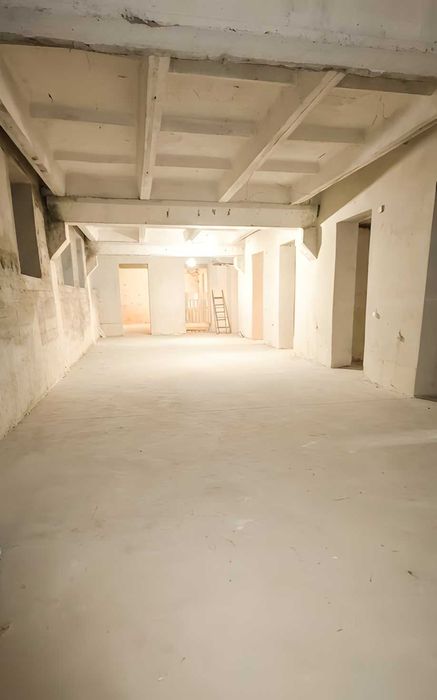 Довгострокова оренда комерційного приміщення 435 м.кв.