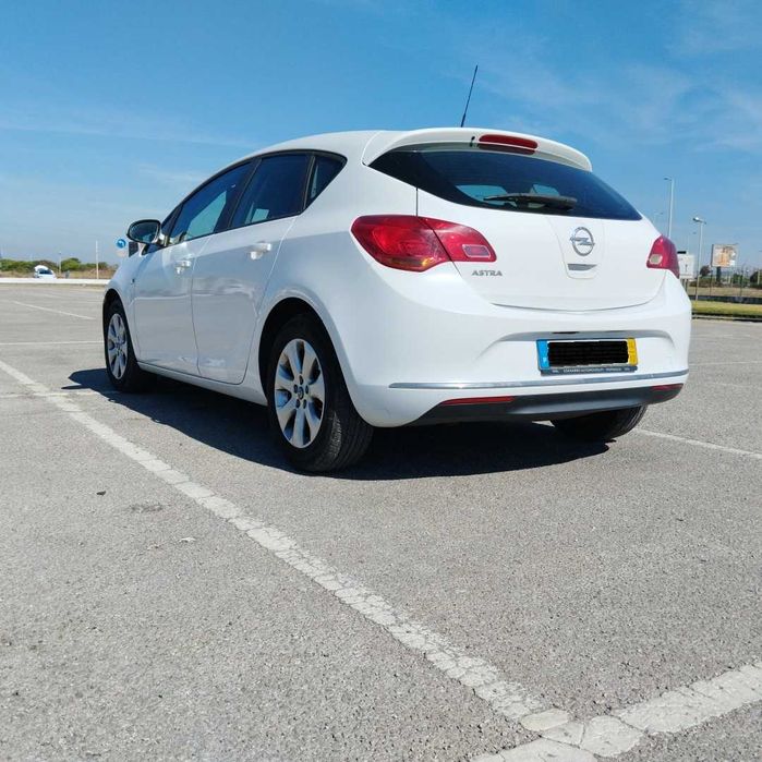 Opel Astra J van 1.3d 95cv