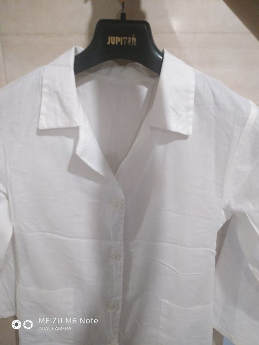 Продам белый рабочий халат (для медработников)