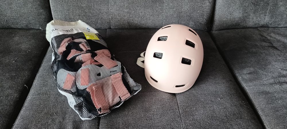 Kask +zestaw ochraniaczy