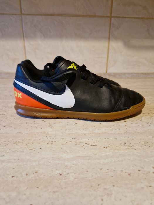 Halówki nike Tiempox r 38