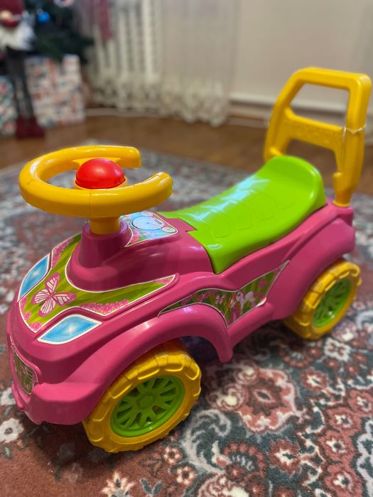 Дитяча машинка з багажником