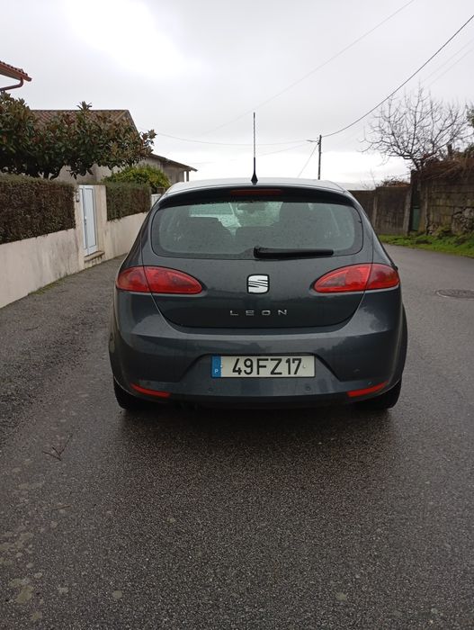 Leon 2.0TDI Nacional  kit distribuição e 4pneus  novos