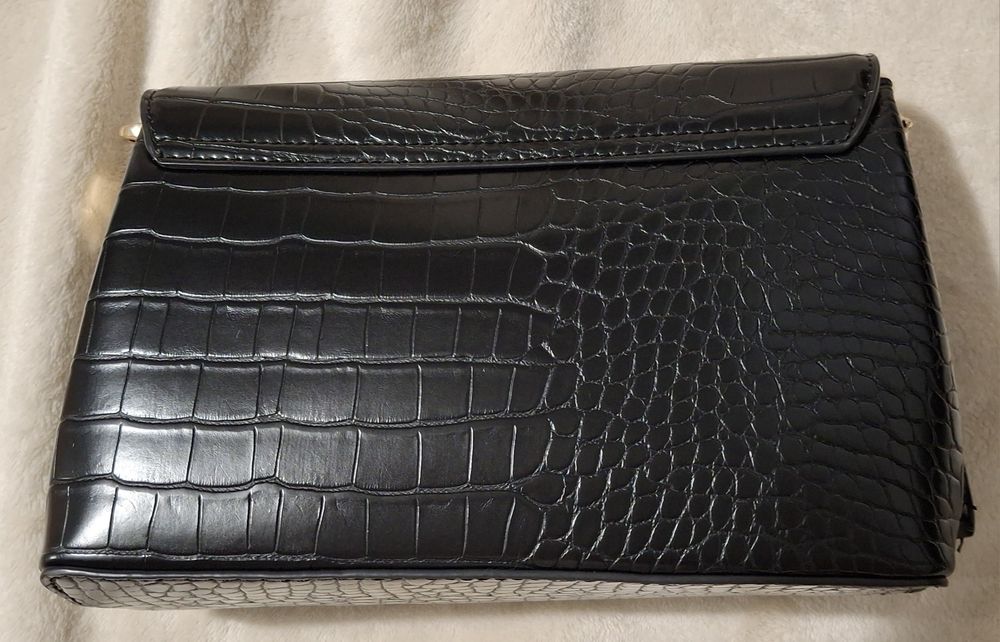 czarna torebka Valentino