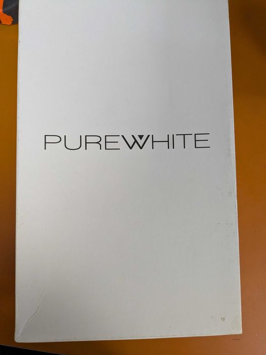 Pure White Trampki skórzane rozm. 39