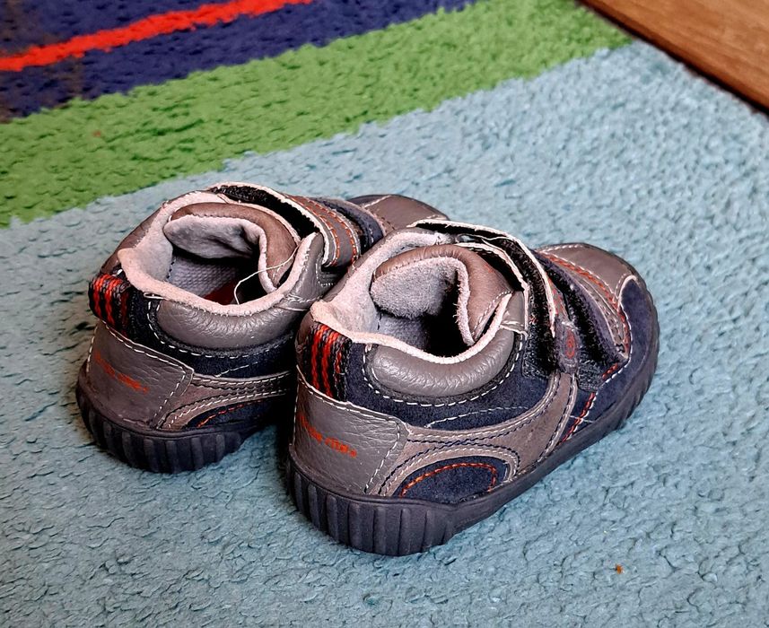Buty skórzane rozmiar 20 Nowe!!!