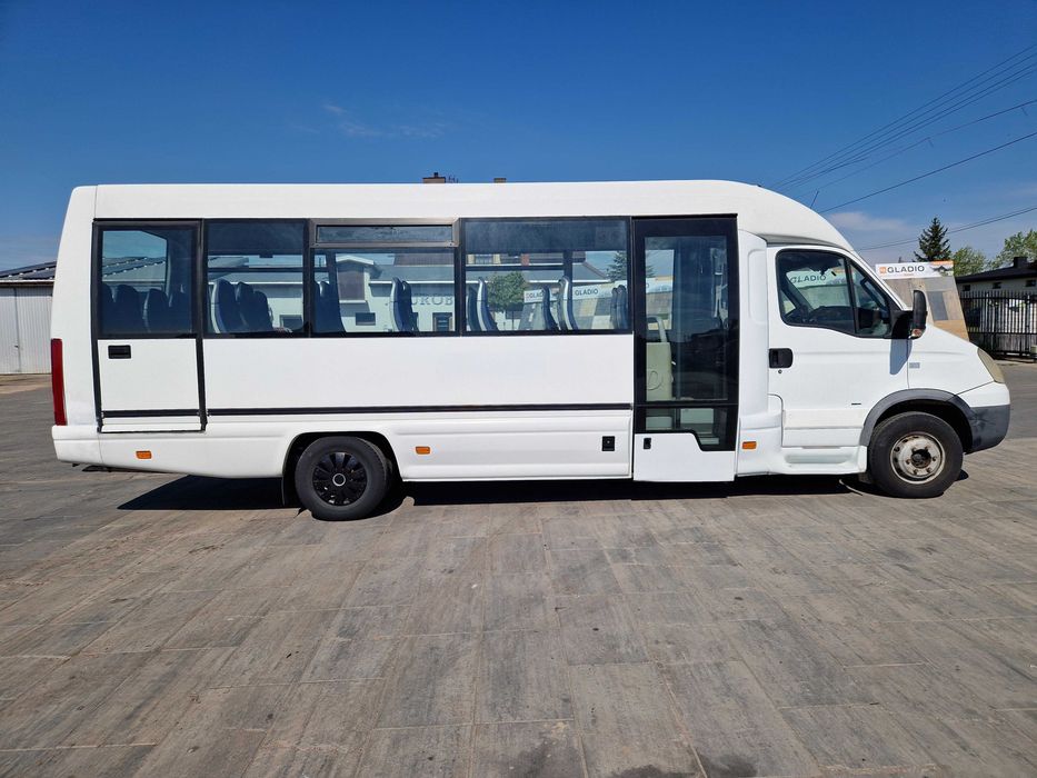 Niezawodny Iveco Daily (2007) – Gotowy do Pracy Autobus / Bus