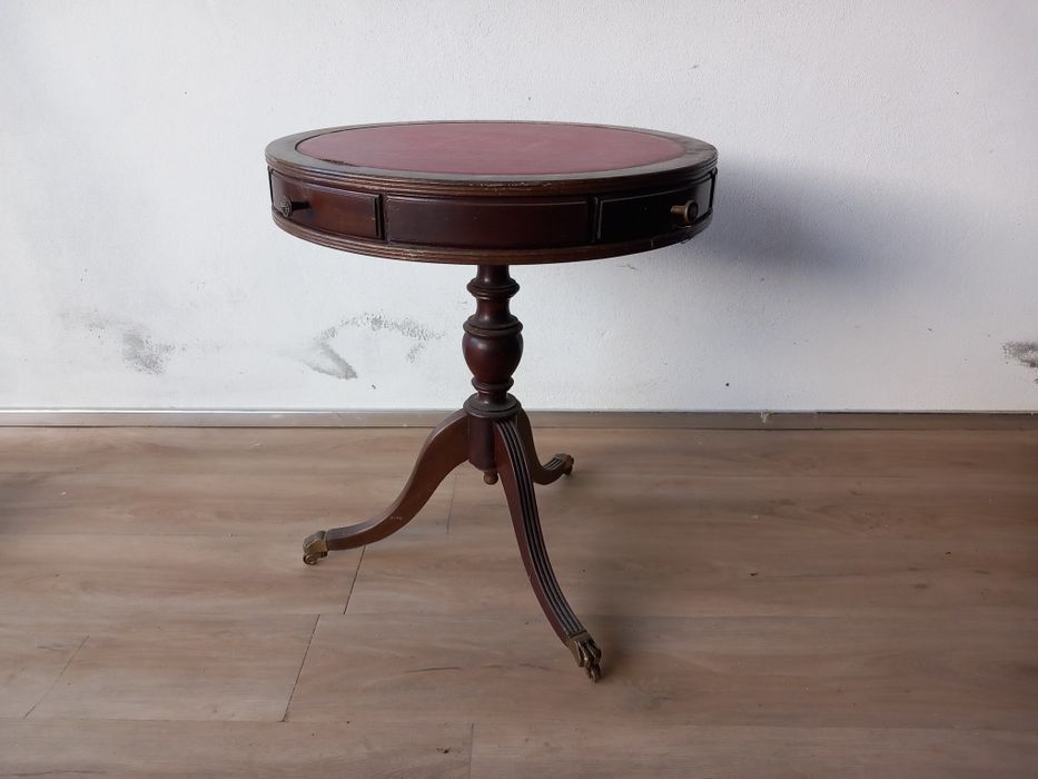 Side Table for Games426076523735951365