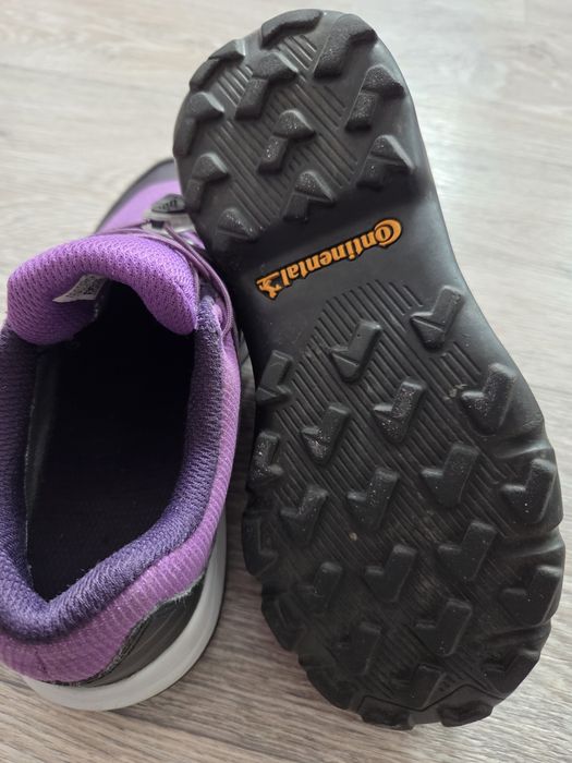 Кроссовки Adidas!