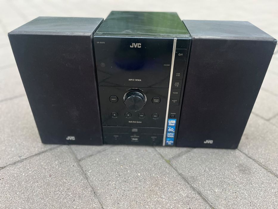 Mini micro wieża JVC    CD MP3 USB