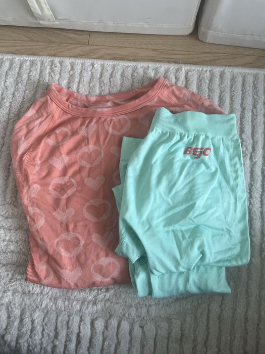 Sprzedam bieliznę termoaktywną 134