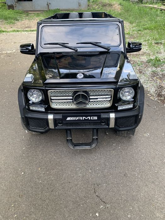 Дитячий електромобіль Mercedes G63 AMG