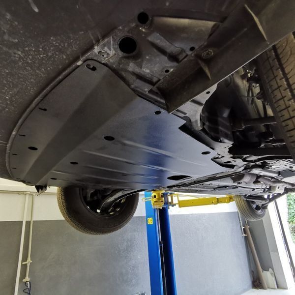 Защита поддона двигателя Nissan Rogue Sport Захист картера двигуна