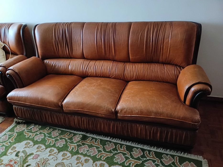 Conjunto de sofás em Pelé