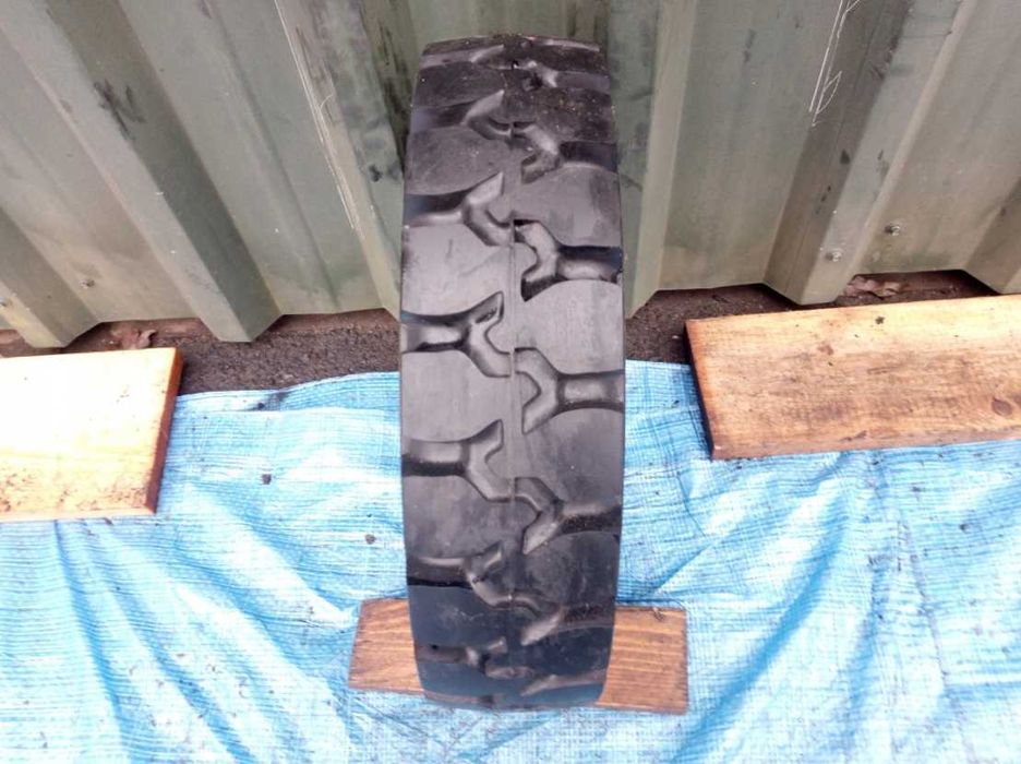 Opona Rota 5.00 5,00 - R 8 Pełna Vorwerk