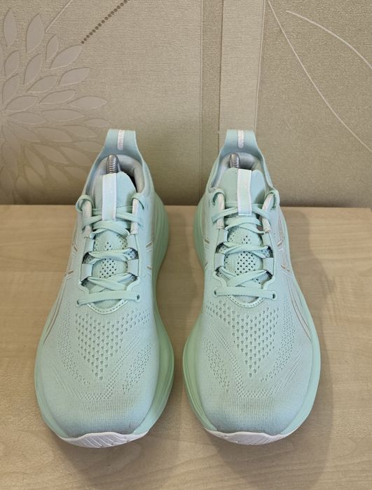 Бігові кросівки Asics Gel-Nimbus 26 оригінал розмір 41.5