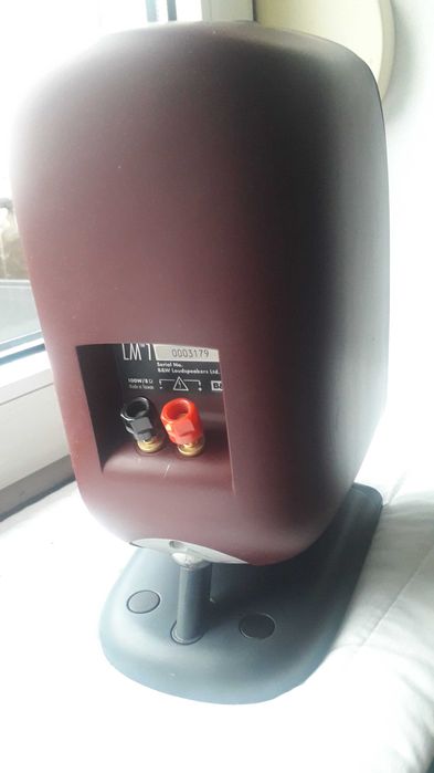 Kolumny B&W LM1. Niepozorni Mistrzowie