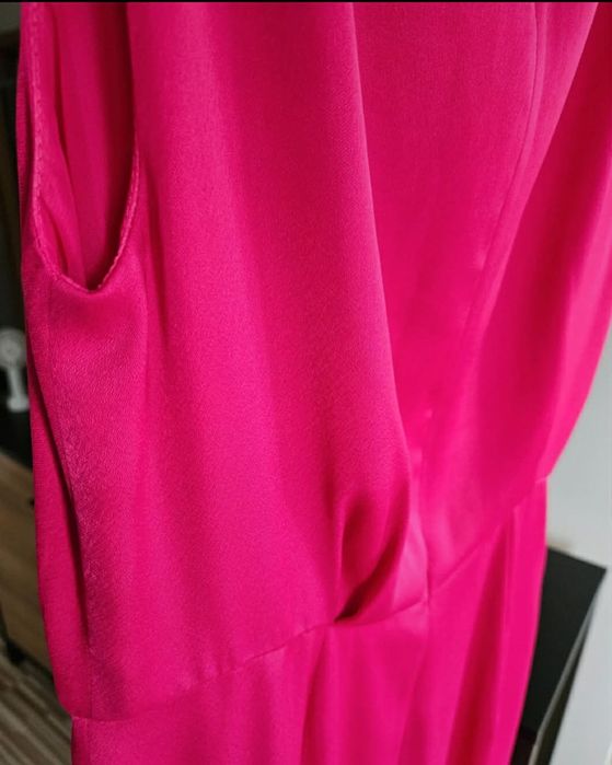 Sukienka satynowa midi maxi zara M