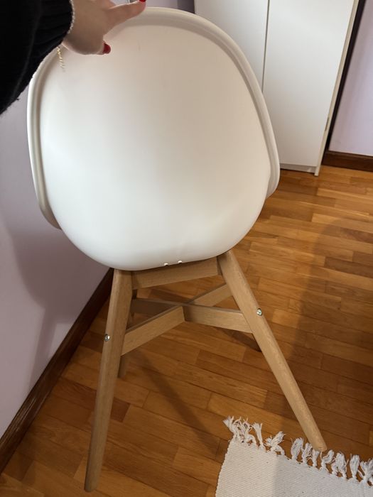 Cadeira para secretária / Penteadeira Ikea