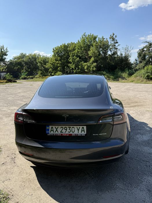 Продам Tesla Model 3 2019 Long Range Dual Motor 75 D