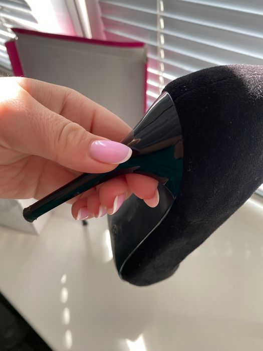 Жіночі лодочки на каблуку