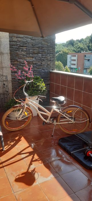 Bicicleta Beach Cruiser Senhora edição Limitada
