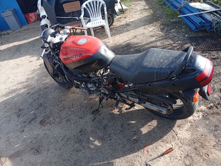 CBR 1000f sc21  peças