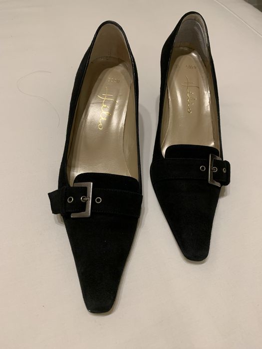 Sapatos camurça pretos