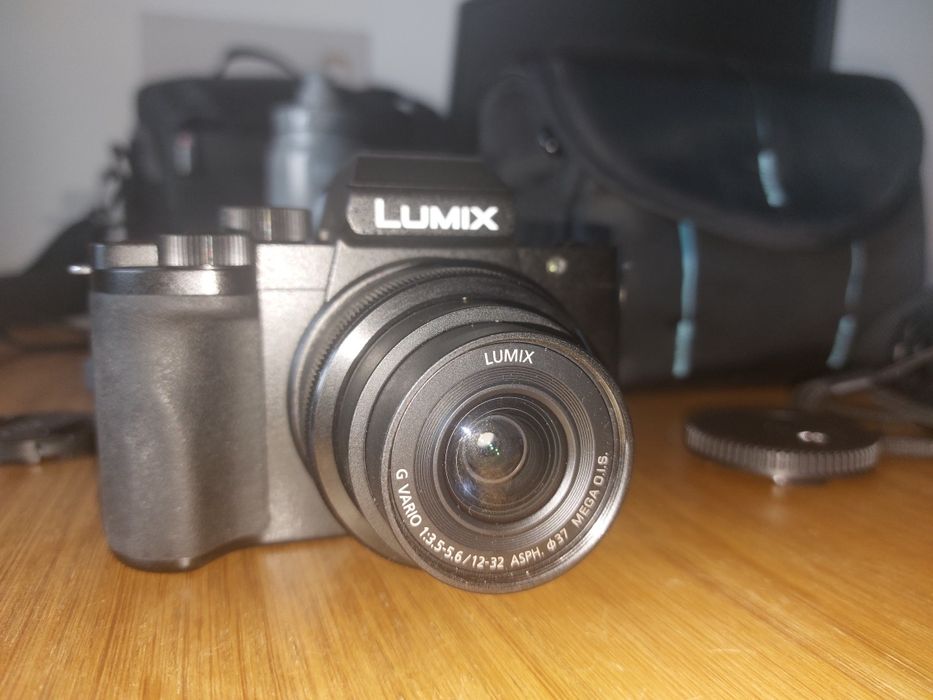 Aparat Panasonic Lumix DC-G100V stan bardzo dobry
