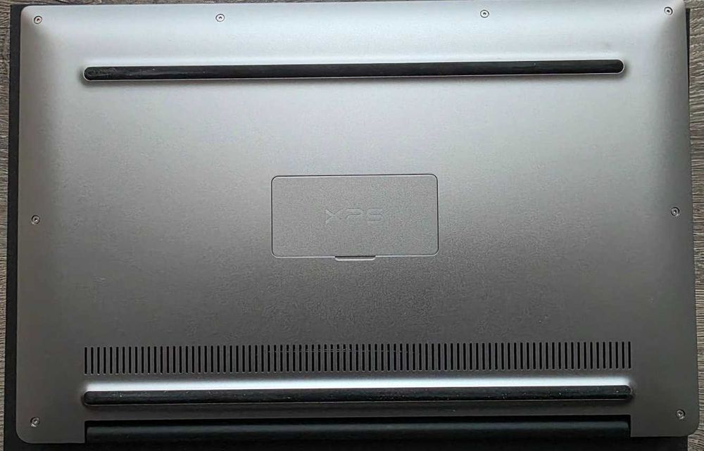 Dell XPS13  Dell Xps 13 9360