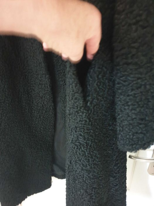 Futro karakuły proste czarne